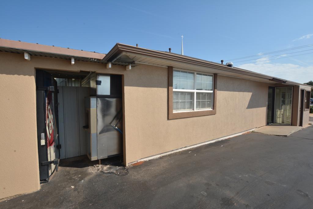 Newcastle Motel 2*